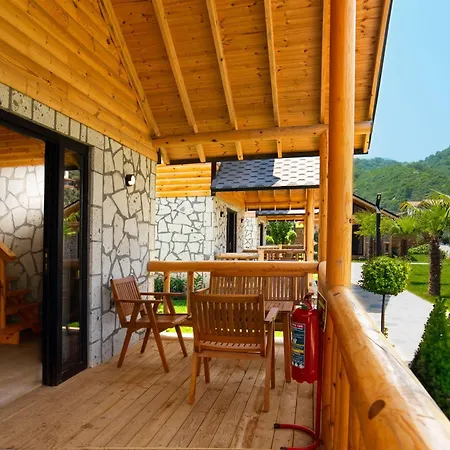 Mukha 住宿加早餐酒店 Ormanli