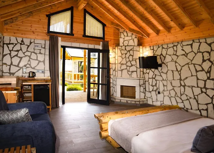 לינה וארוחת בוקר Mukha *