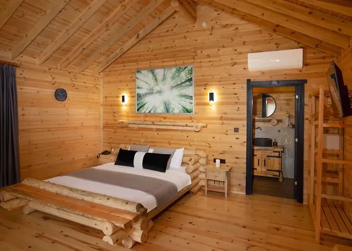 לינה וארוחת בוקר Mukha