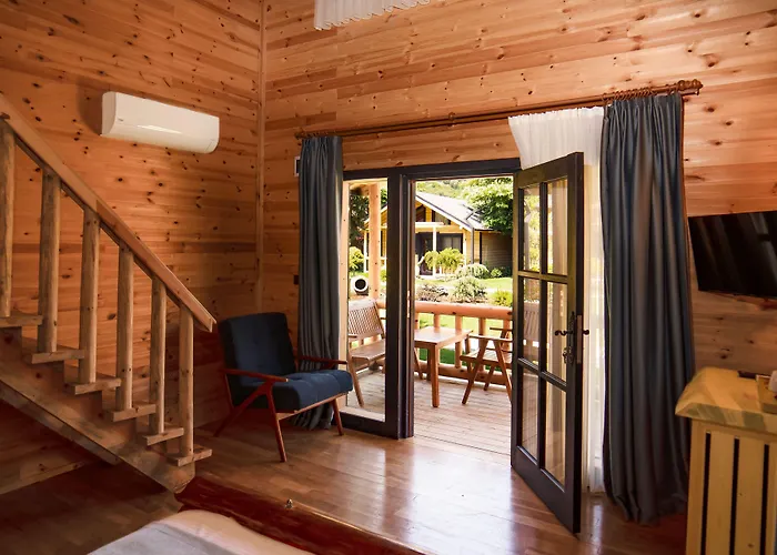 Mukha לינה וארוחת בוקר